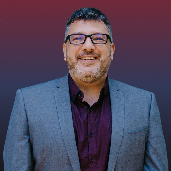 Dario Tommasi, Country Lead at Duco Consultancy USA, specializing in customer relationship management, enterprise data solutions, and strategic consulting.